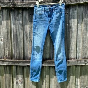 high-rise hollister jeans